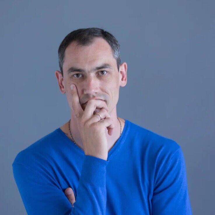 Старший консультант  Ашлапов Илья