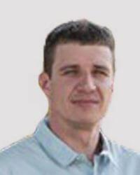 Руководитель центра реабилитации Выгловский Александр Игоревич