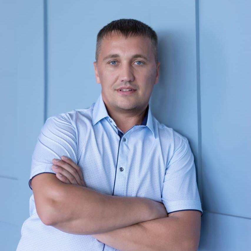 Младший консультанn  Болкисев Вячеслав