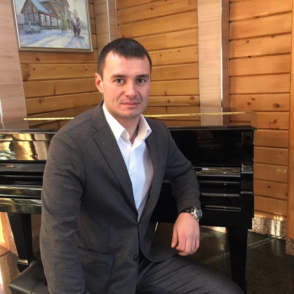 Старший консультант по химической зависимости  Крамарский Роман Павлович