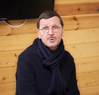 Куратор реабилитационной программы Акузин Василий Семенович 