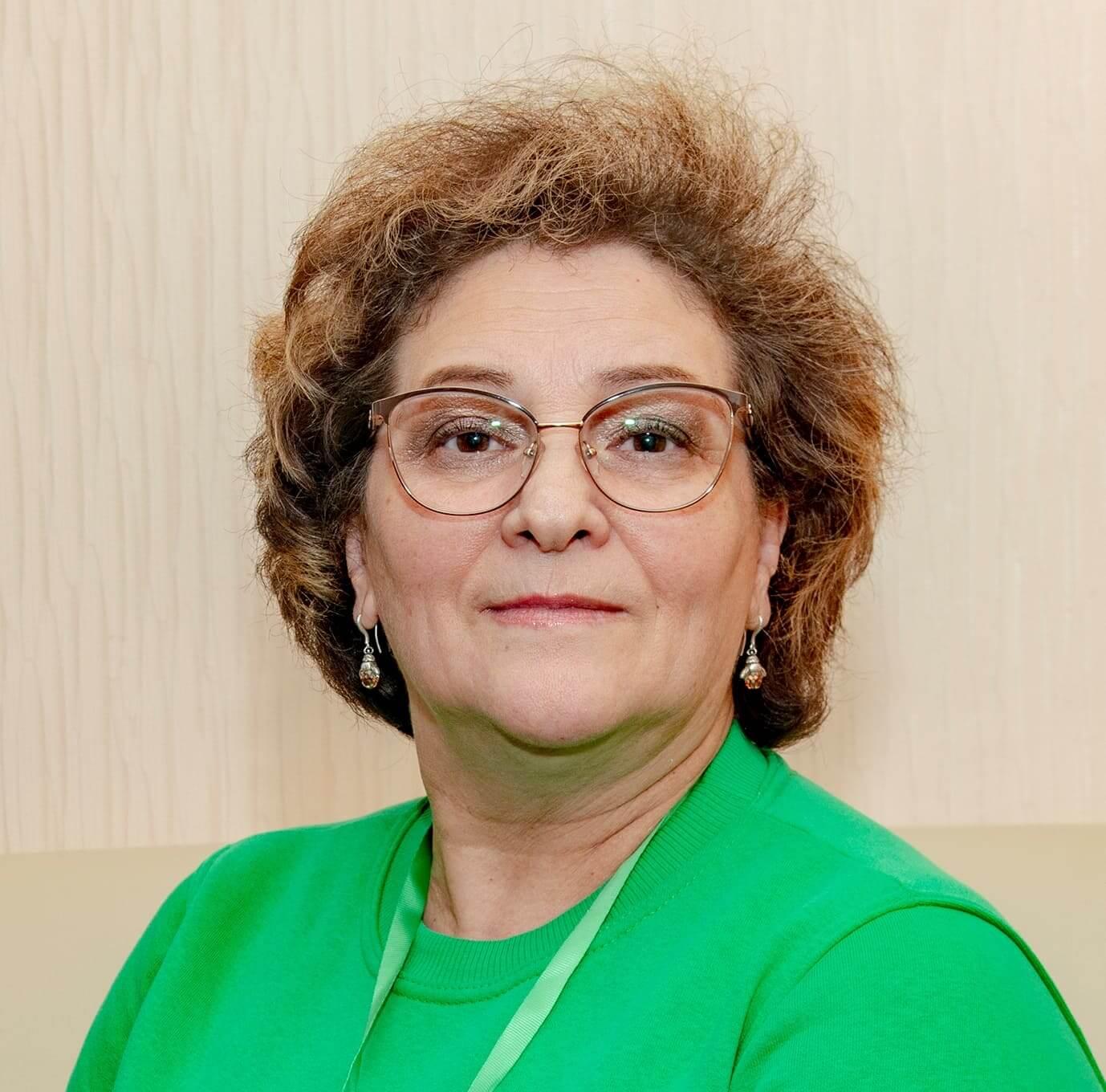 Профессиональный психотерапевт РЦ «Рожденные Жить»  Елена Ивановна Любых