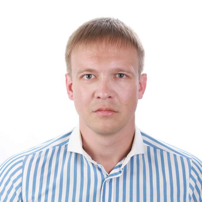 Директор центра  Бросалин Павел Владимирович