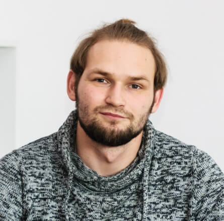 Ведущий Психолог  Артём Савва