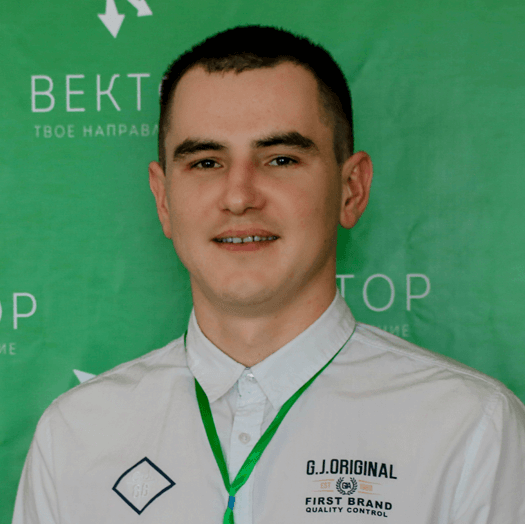 Директор  Артем Паймеров