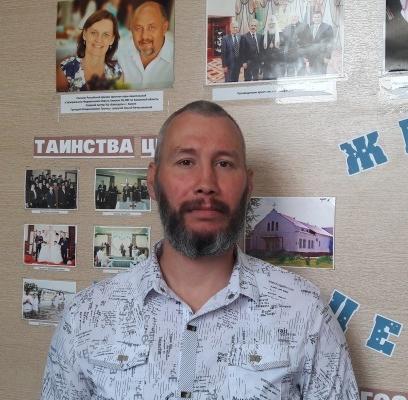 Служитель   Фролов Антон