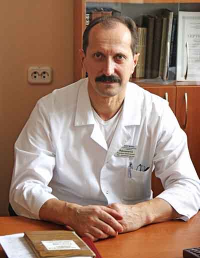 К.м.н., психотерапевт. Специалист в реабилитационном центре по реабилитации наркозависимых “Семья” Ковтун  Сергей Михайлович