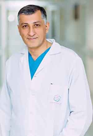 К.м.н., психиатр-нарколог, психотерапевт. Руководитель сети центров профессиональной реабилитации наркозависимых “Семья” Тимошинов  Дмитрий Иванович