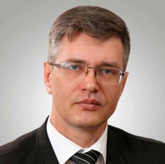 Главный врач клиники  Огорельцев Андрей Васильевич