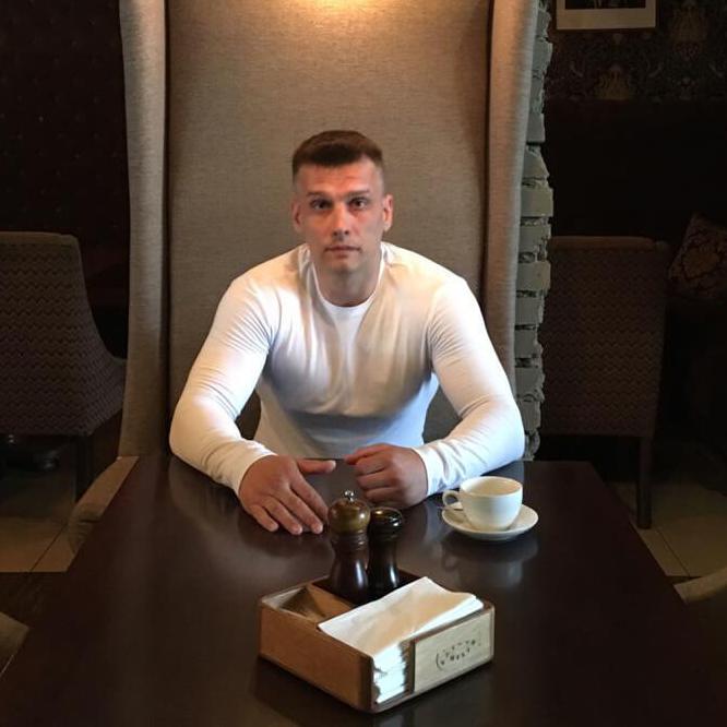 Консультант по химической зависимости  Максим Антонов