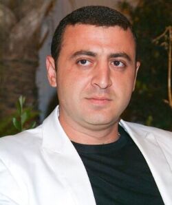 Основатель и инструктор клиники «MaaVaR»  Абдурахманов Рамиз